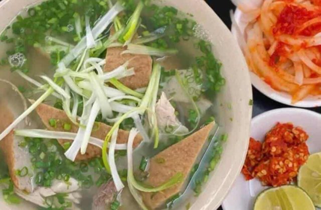 Bánh Canh Cá Dầm hương BMT