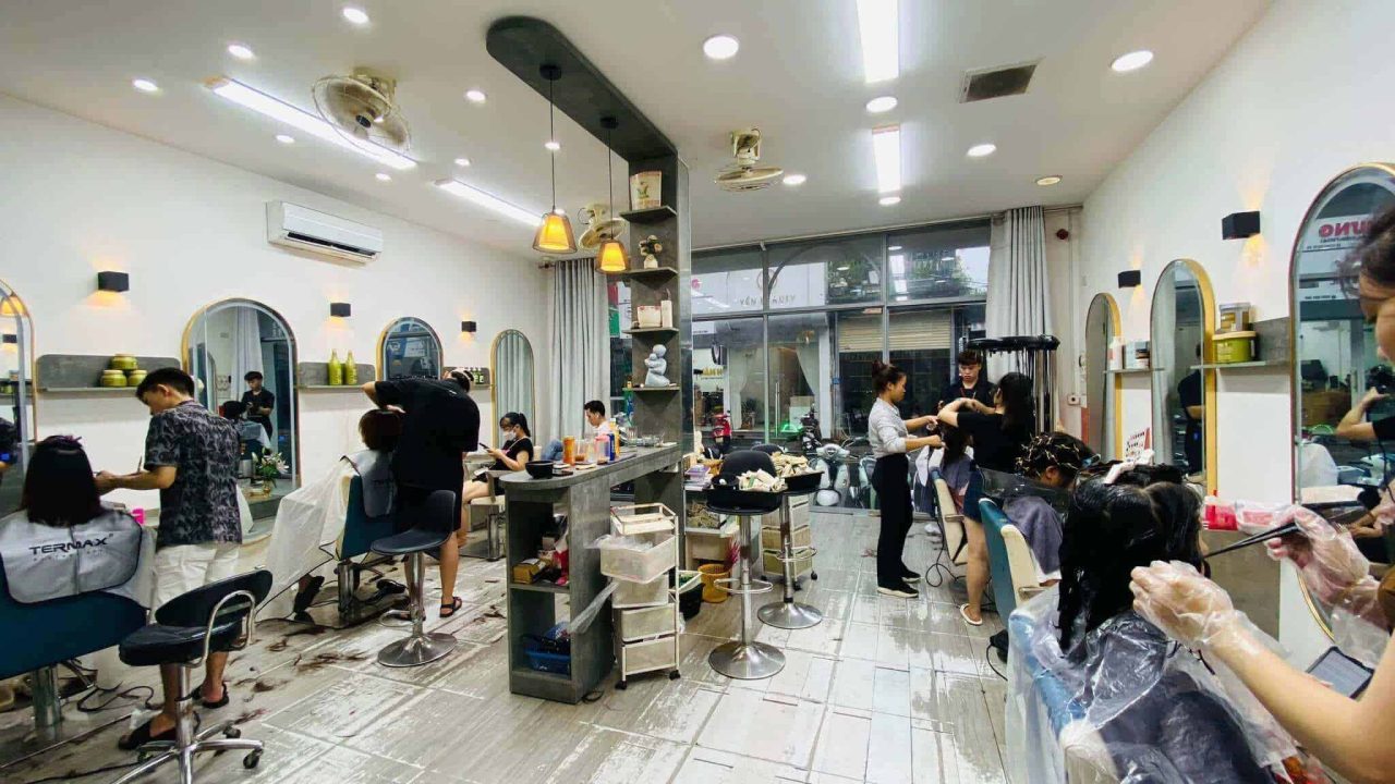 salon làm tóc đẹp ở huế