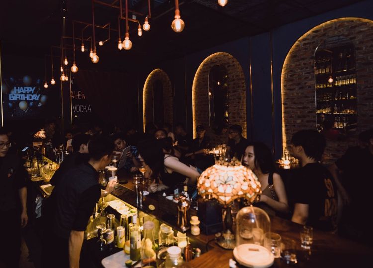 El Éxito Cocktail Bar & Lounge là một quán pub Bắc Ninh nổi tiếng