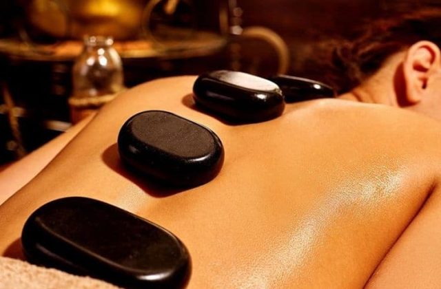 Spa Massage đá nóng Đà Nẵng chuyên nghiệp